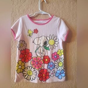 Garanimals 365 girls Peanuts Snoopy floral tee size 8 pink glittery